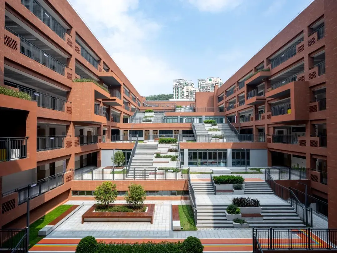 Fully Functional Middle School Steel ဆောက်လုပ်ရေး