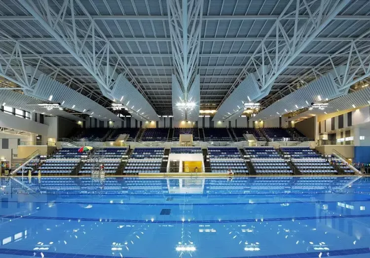 သံမဏိဖွဲ့စည်းပုံ Natatorium